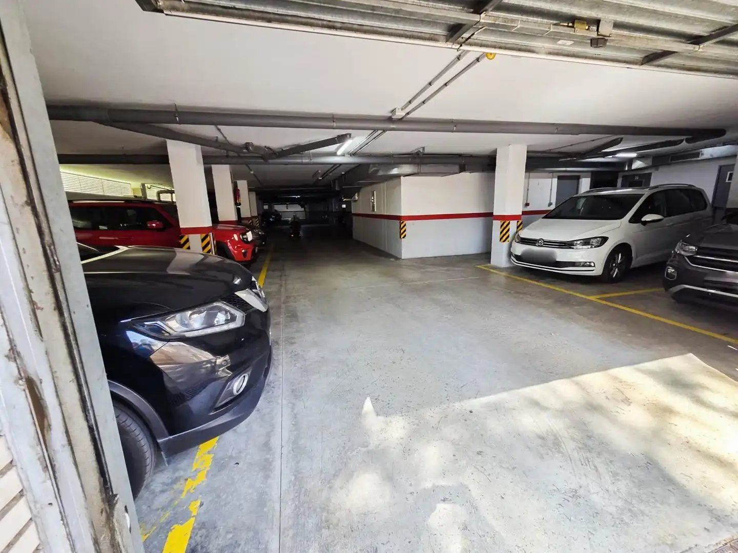 Parking de Piso en venta en Martorell con Aire acondicionado, Calefacción y Trastero