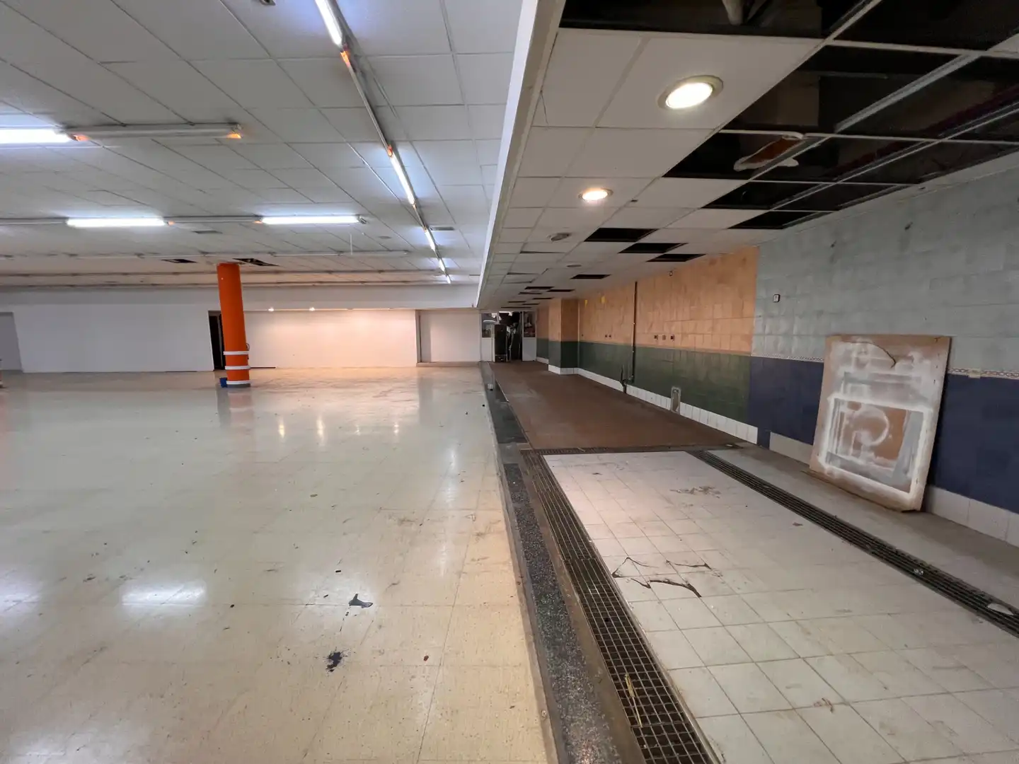 Local comercial en alquiler en Avenida Fisterra 20, imagen 18