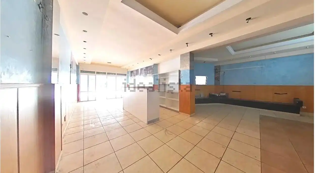 Local comercial en venda a Carrer Huguet des Far