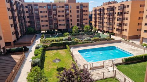 Foto 2 de Apartament de lloguer a Calle de Pirra, 44, Rejas,  Madrid Capital