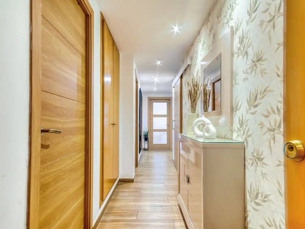 Flat for sale in Figueres  with Air Conditioner