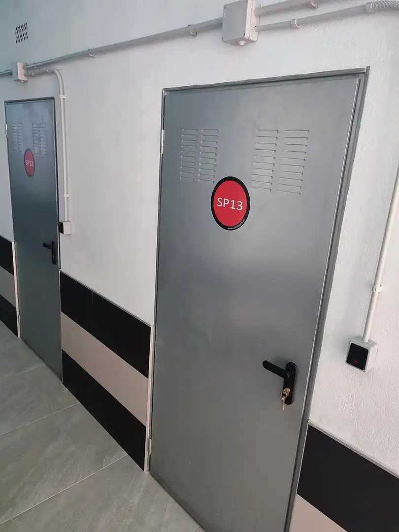 Parking of Storage room for rent in Burjassot