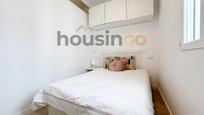 Bedroom of Flat for sale in  Madrid Capital  with Air Conditioner