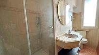 Bathroom of Flat for sale in Bilbao 