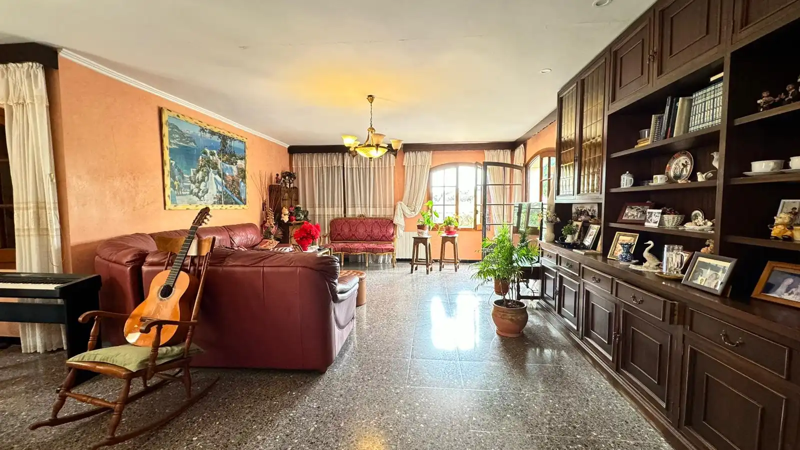 Sala de estar de Casa o chalet en venta en Calonge i Sant Antoni con Calefacción, Jardín privado y Terraza