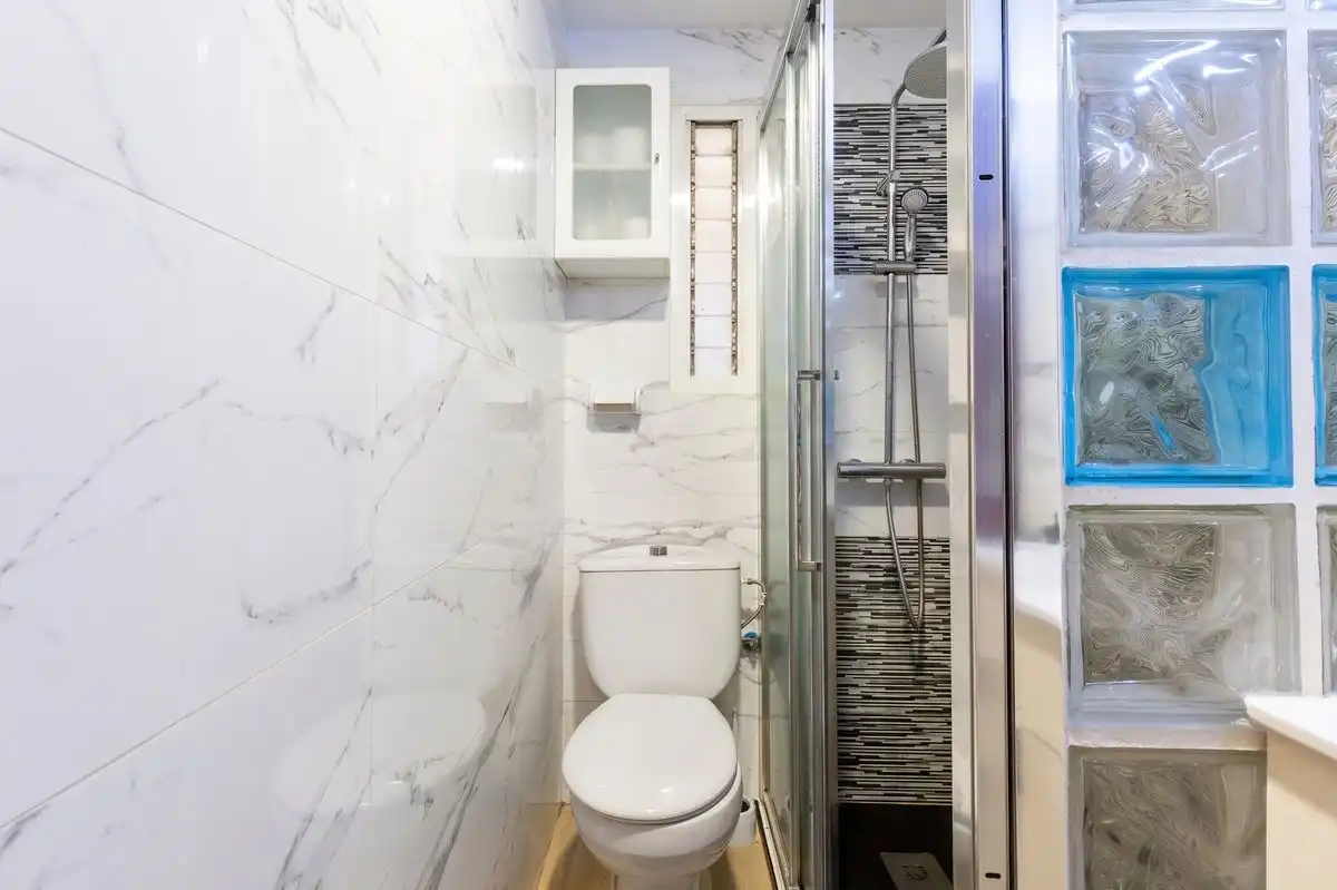 Baño de Piso en venta en Mislata con Aire acondicionado y Calefacción