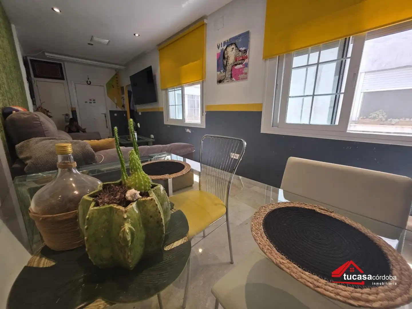 Living room of Flat for sale in Córdoba  with Air Conditioner, Terrace and Storage room