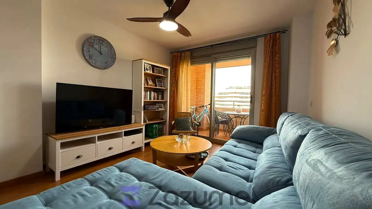 Sala de estar de Piso de alquiler en Murcia con Aire acondicionado, Calefacción y Horno