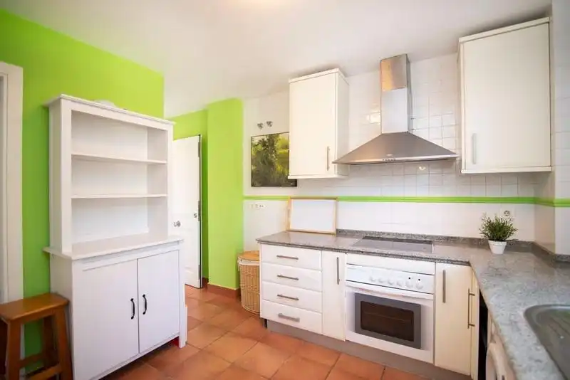 Cocina de Casa o chalet en venta en Chiclana de la Frontera con Aire acondicionado, Jardín privado y Trastero