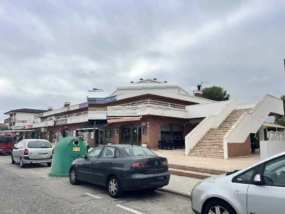 Business premises for sale in Av Barcelona, imagen 3