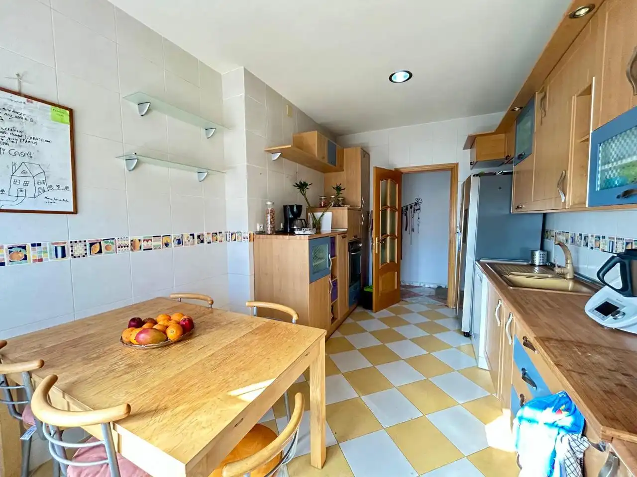 Küche von Haus oder Chalet zum Verkauf in El Casar mit Heizung, Privatgarten und Terrasse