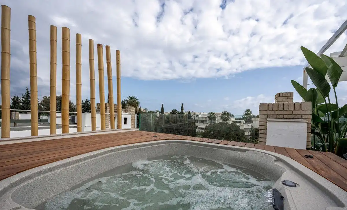 Àtic amb piscina en venda a Nueva Andalucía, imagen 30