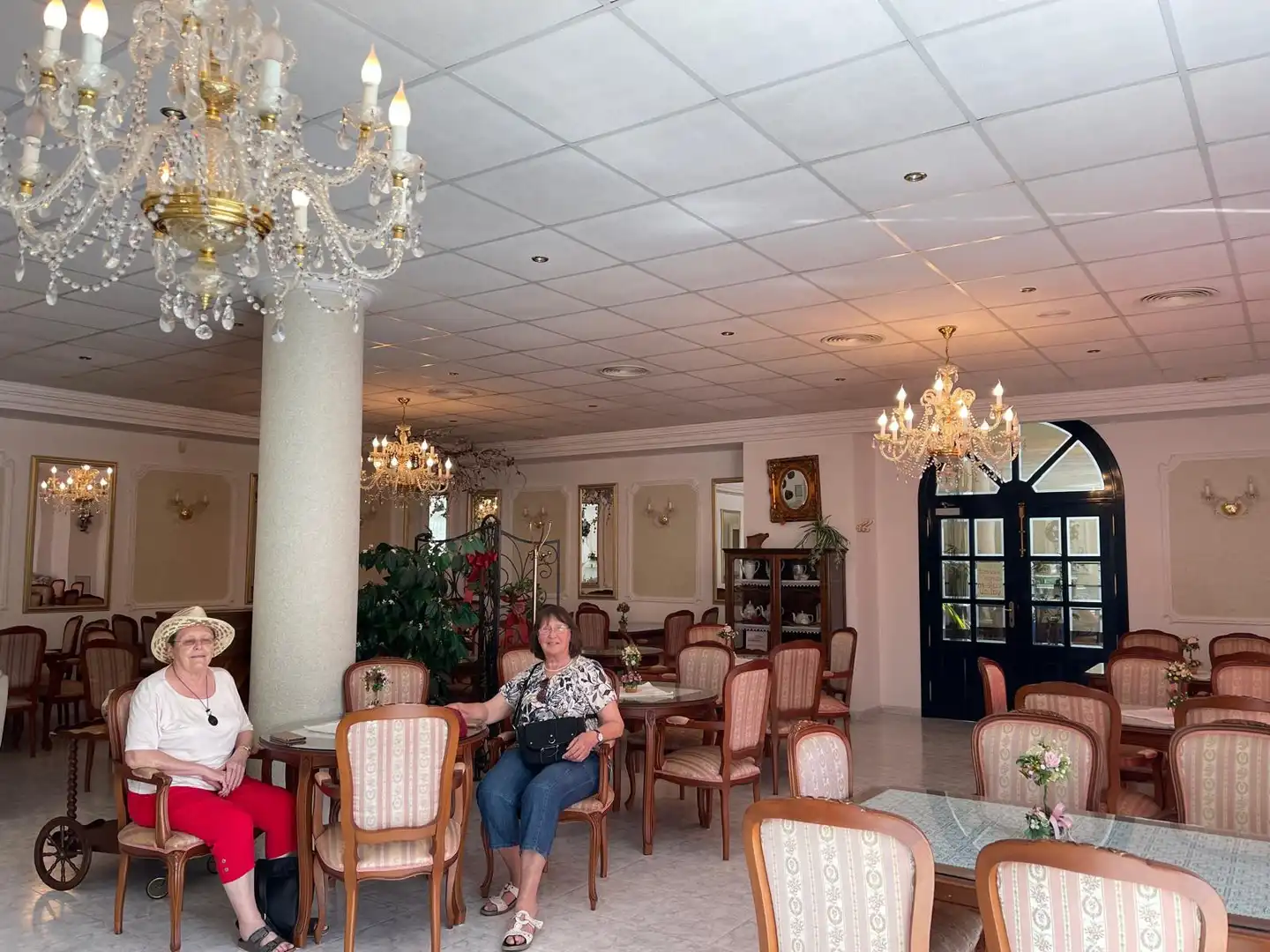 Commercial properties for sale in El Moncayo - El Pòrtic