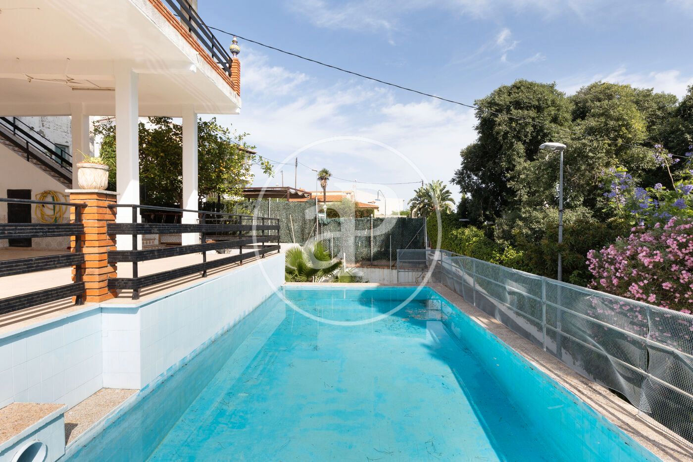 Piscina de Casa adosada en venda en Alzira amb Calefacció
