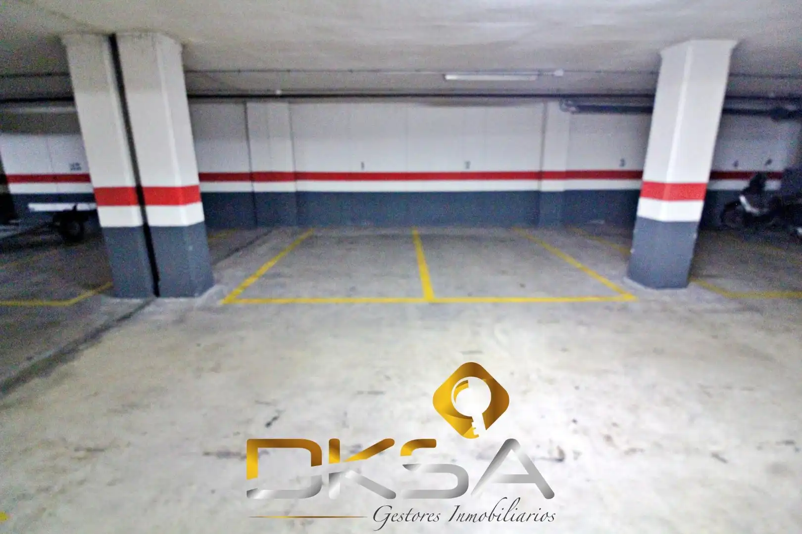 Parking de Ático en venta en Almazora / Almassora con Aire acondicionado, Calefacción y Terraza