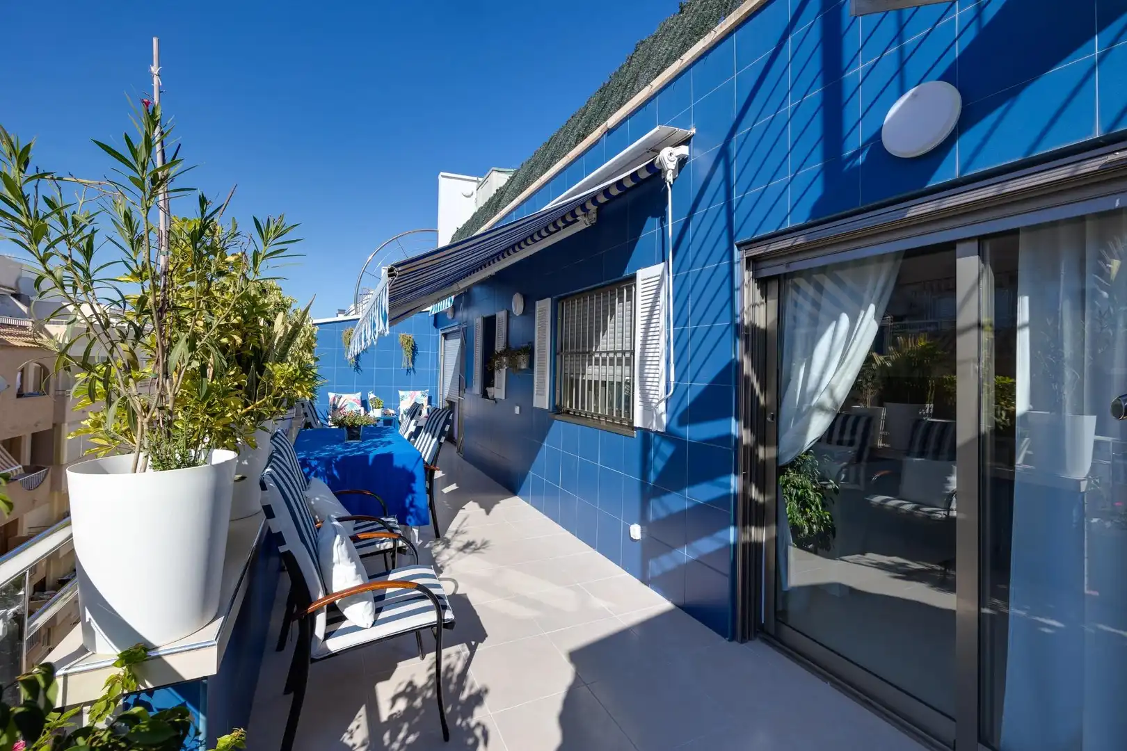 Penthouse with pool for sale in Playa de los Locos, imagen 3