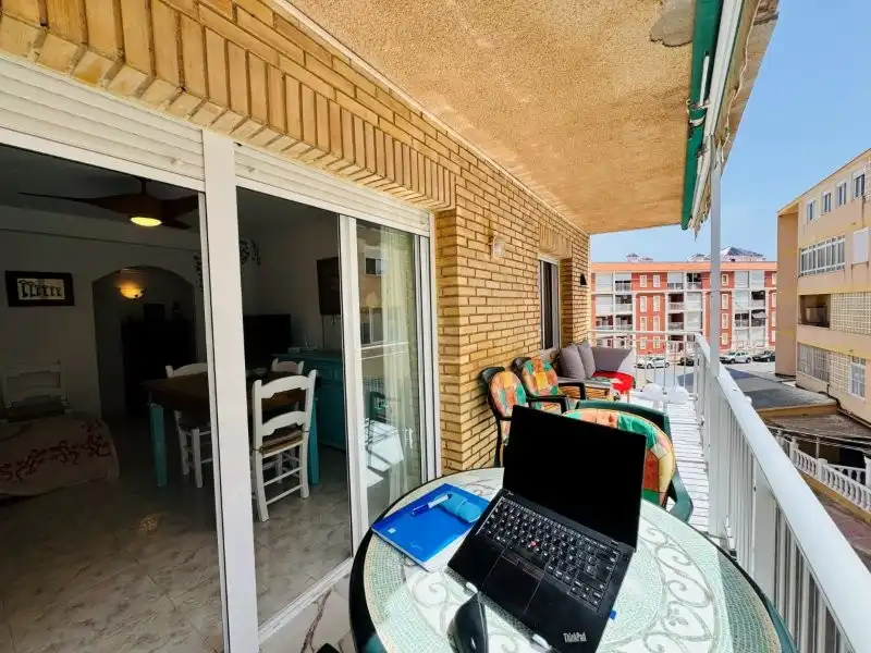 Terraza de Piso en venta en Torrevieja con Aire acondicionado, Trastero y Amueblado