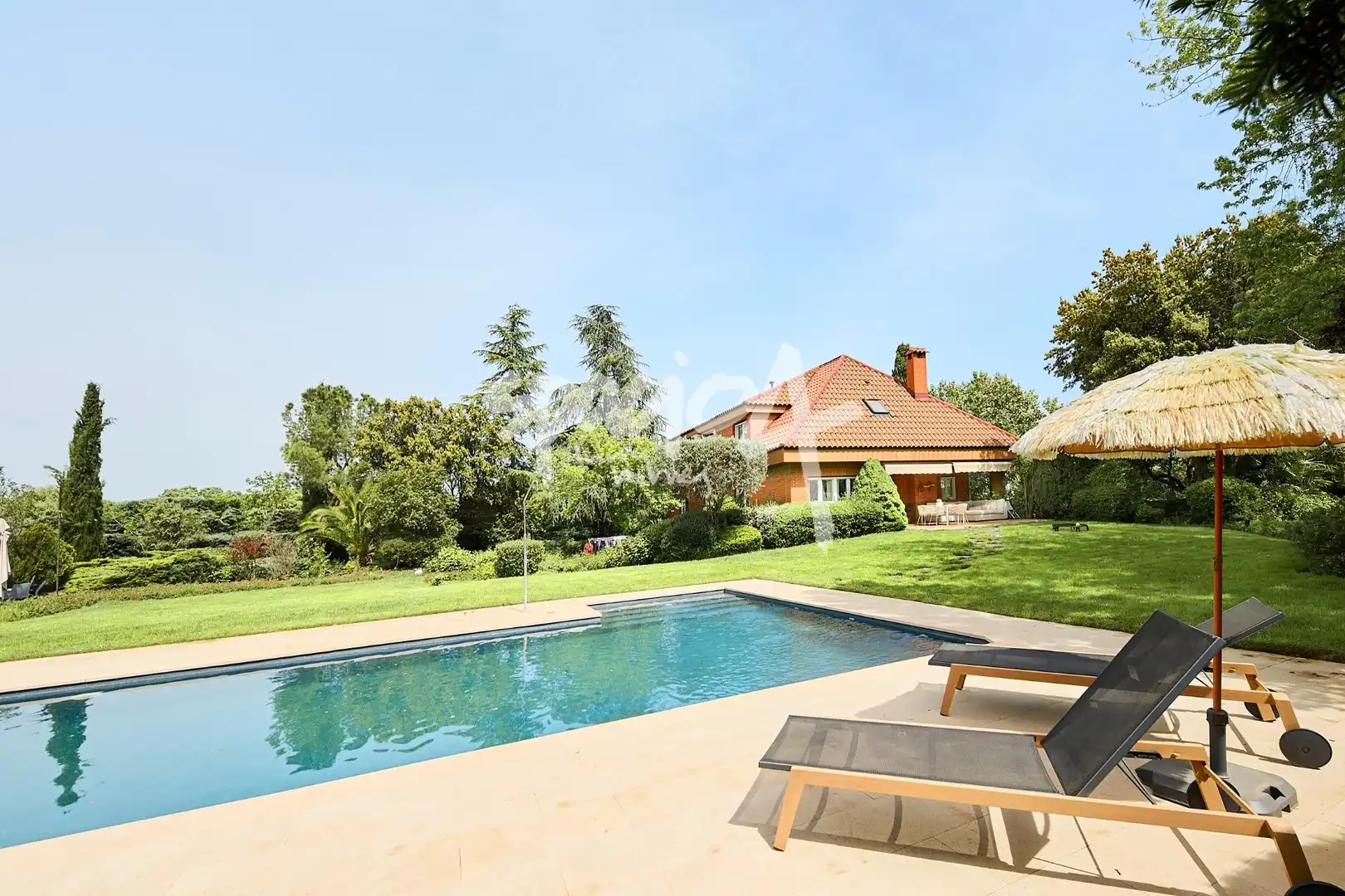 Jardín de Casa o chalet de alquiler en Boadilla del Monte con Aire acondicionado, Calefacción y Jardín privado