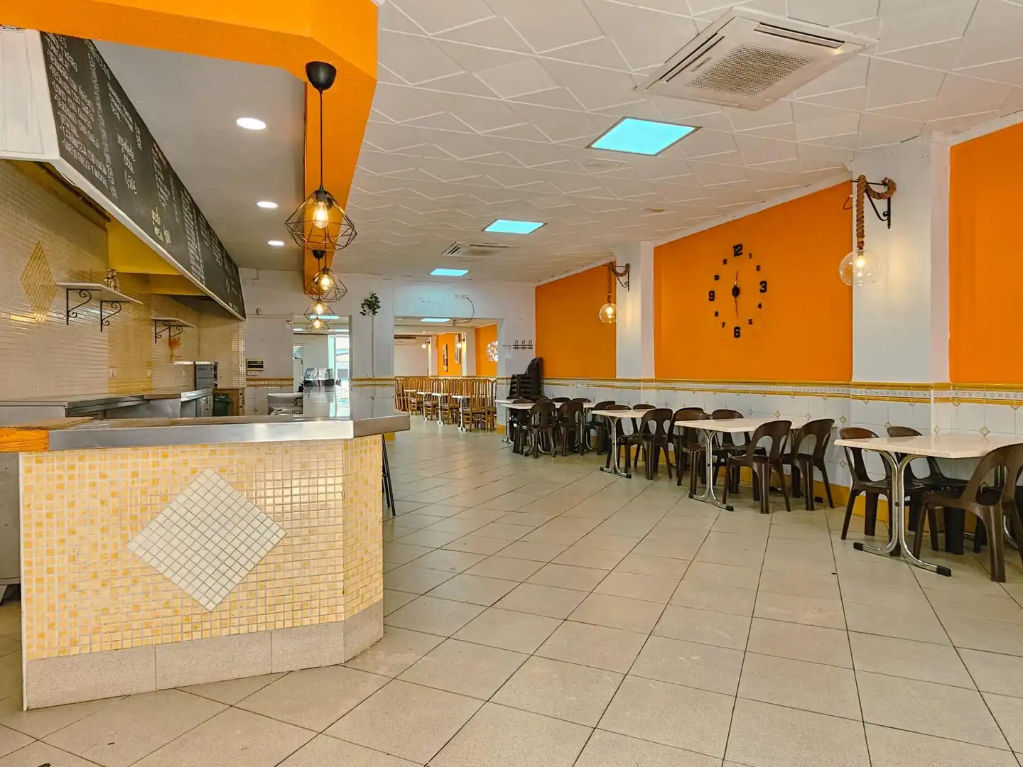 Local en venta en Ròtova con Aire acondicionado y Amueblado