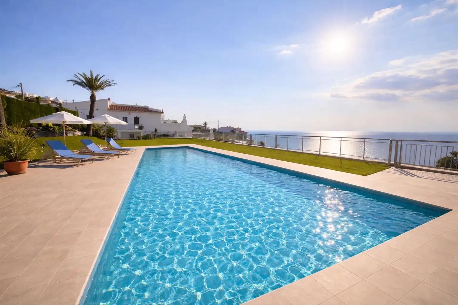 Schwimmbecken von Maisonette zum Verkauf in Roses mit Klimaanlage, Heizung und Privatgarten