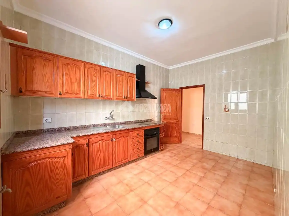 Cocina de Casa adosada en venta en Ingenio con Terraza y Balcón