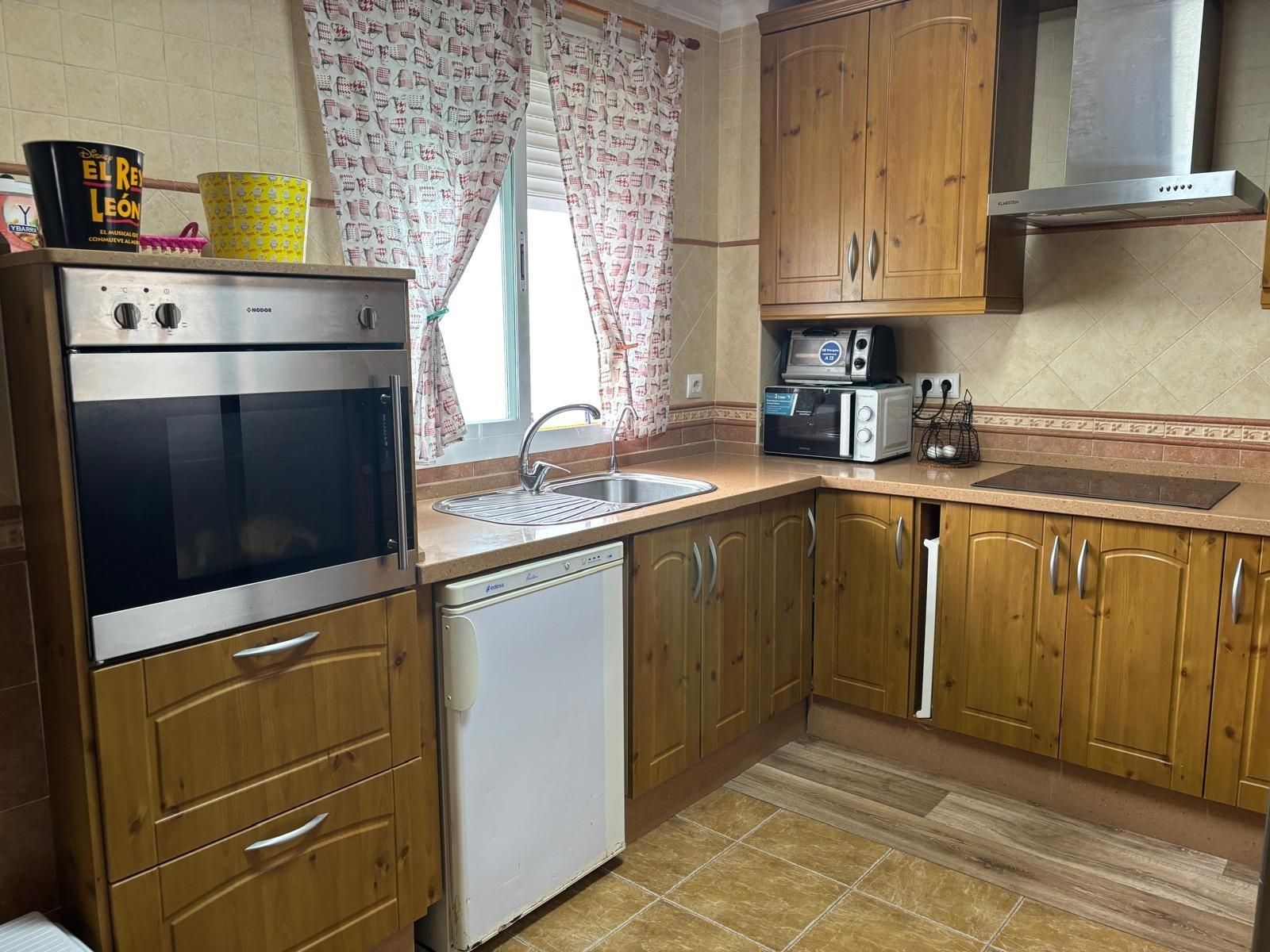 Kitchen of House or chalet for sale in Barbate  with Air Conditioner, Terrace and Storage room