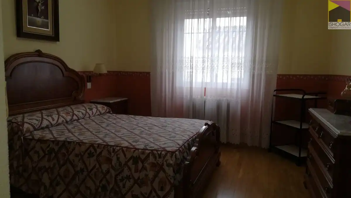 Habitación de Casa o chalet en venta en Valdepeñas con Aire acondicionado, Calefacción y Parquet