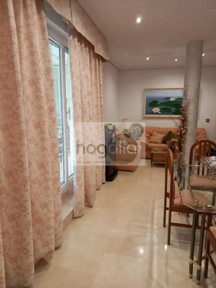 Living room of Attic for rent in Sevilla  with Air Conditioner, Terrace and Furnished