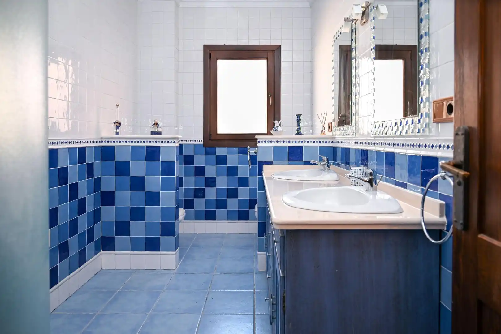 Bathroom of Country homes for sale in Mijas  with Air Conditioner, Heating and Terrace