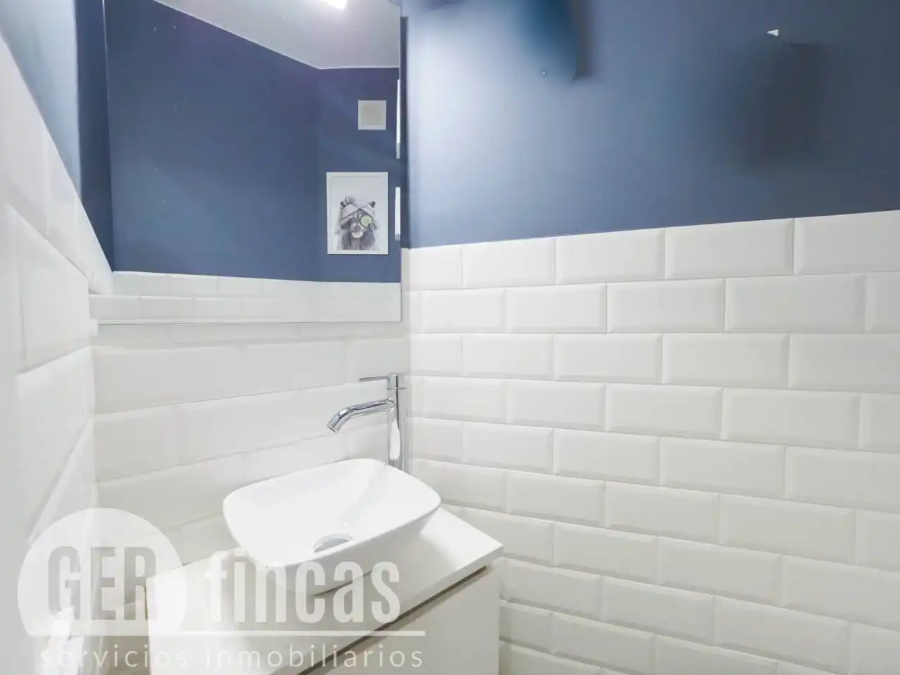 Bathroom of Flat for sale in Rubí  with Air Conditioner, Heating and Parquet flooring