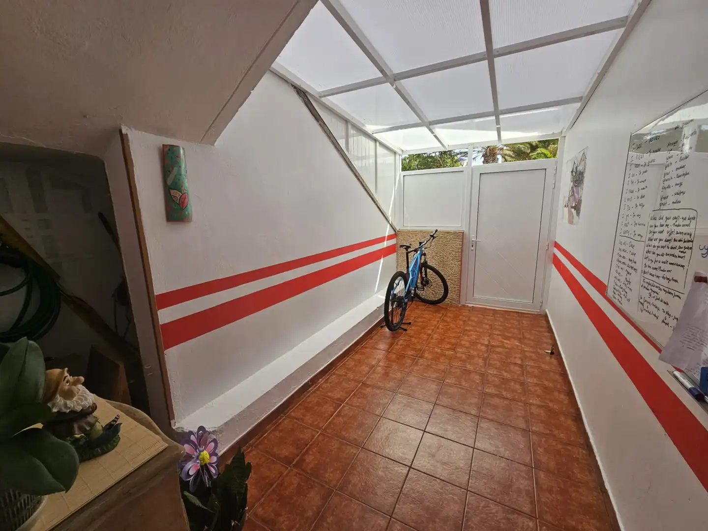 Planta baja en venta en Santa Lucía de Tirajana con Trastero, Amueblado y Horno