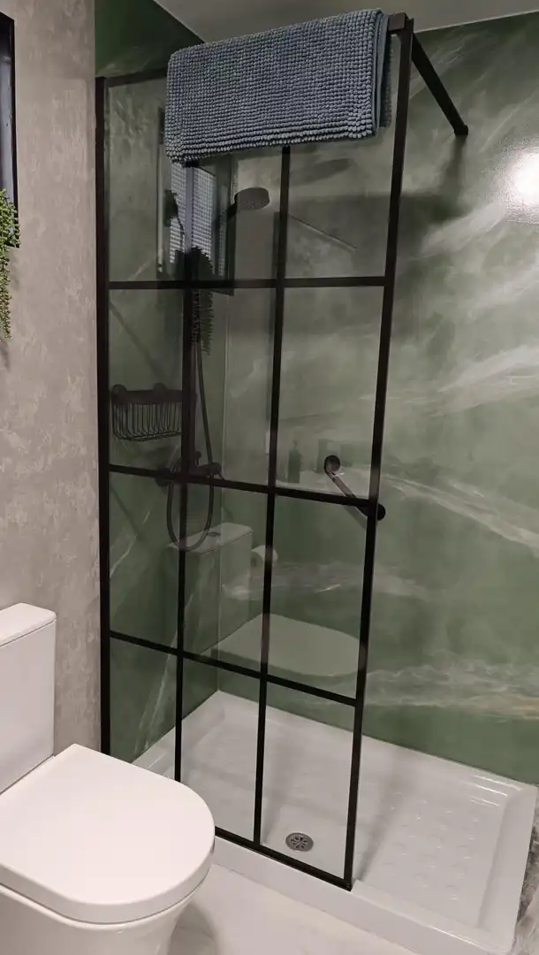 Bany de Apartament en venda en San Bartolomé de Tirajana amb Aire condicionat, Terrassa i Moblat