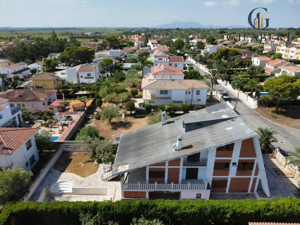 Vista exterior de Casa o xalet en venda en L'Ampolla, Tarragona