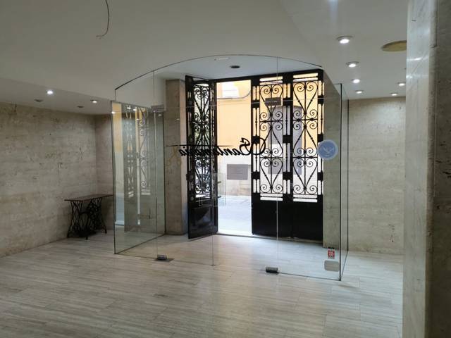 Local comercial en Alquiler en Centro