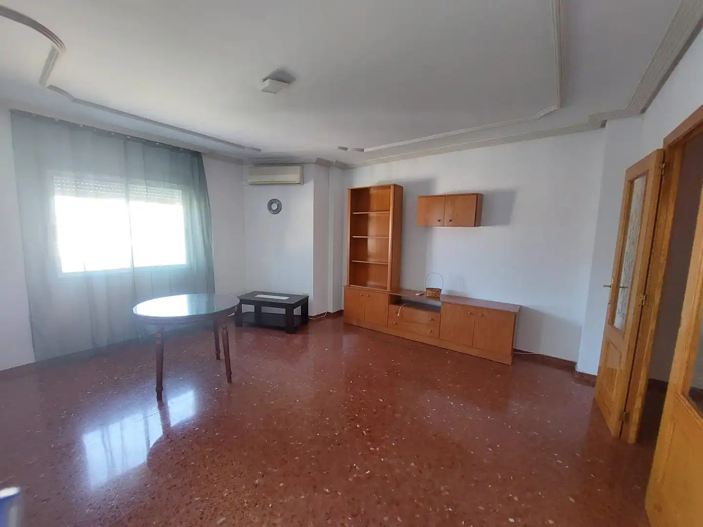 Piso con terraza en venta en Martos, imagen 2