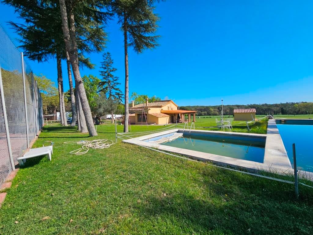 Jardí de Casa o xalet en venda en Caldes de Malavella amb Jardí privat, Terrassa i Piscina
