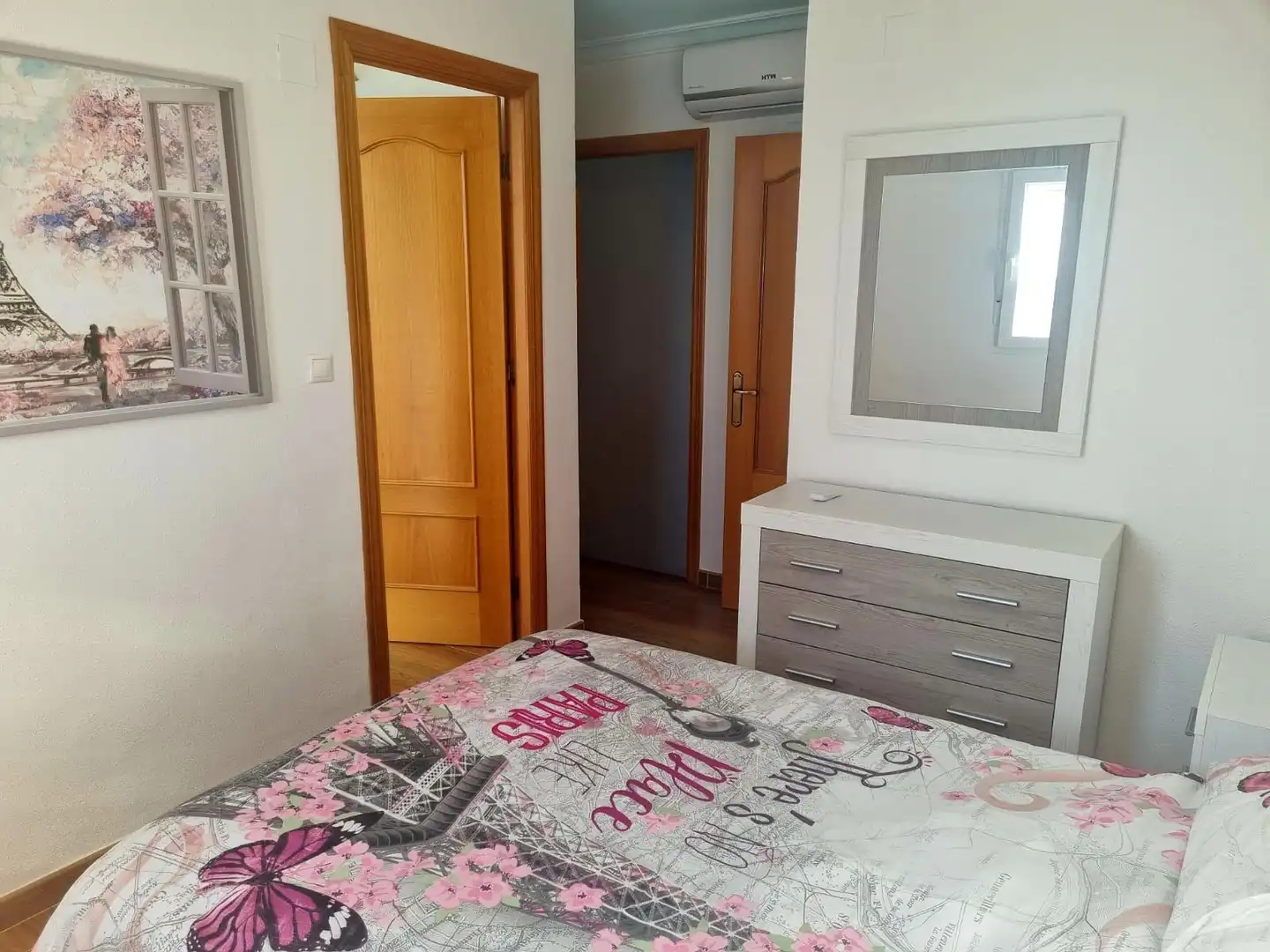 Dormitori de Casa o xalet de lloguer en El Campello amb Terrassa, Moblat i Piscina comunitària