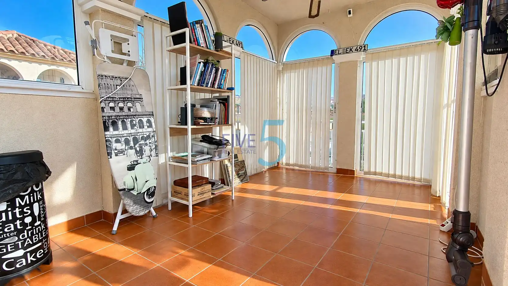 Sala d'estar de Casa o xalet en venda en Benimar