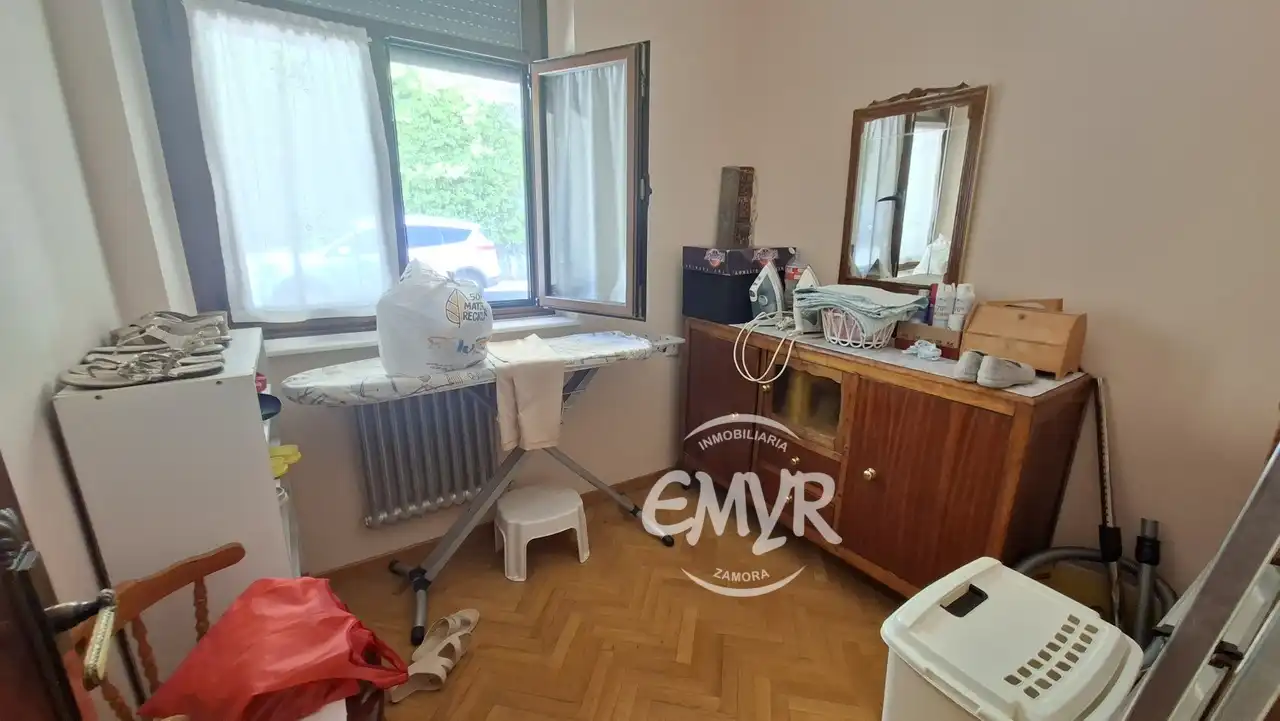 Casa o xalet en venda en Zamora Capital  amb Calefacció, Jardí privat i Parquet