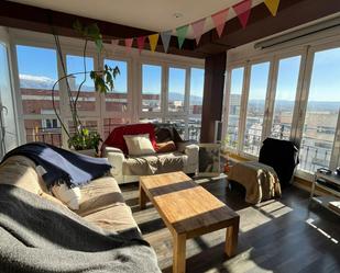 Living room of Attic to rent in  Granada Capital  with Air Conditioner, Heating and Balcony