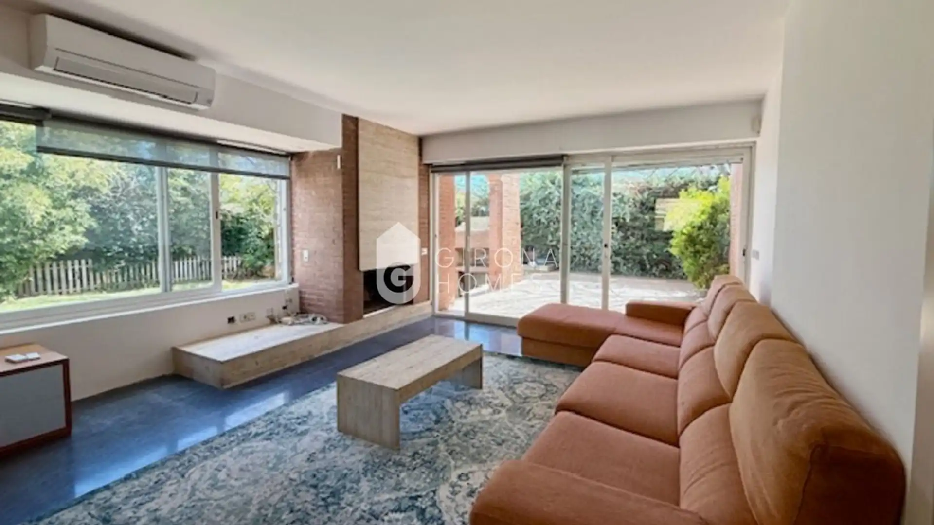 Sala d'estar de Casa o xalet de lloguer en Fornells de la Selva amb Aire condicionat, Calefacció i Jardí privat