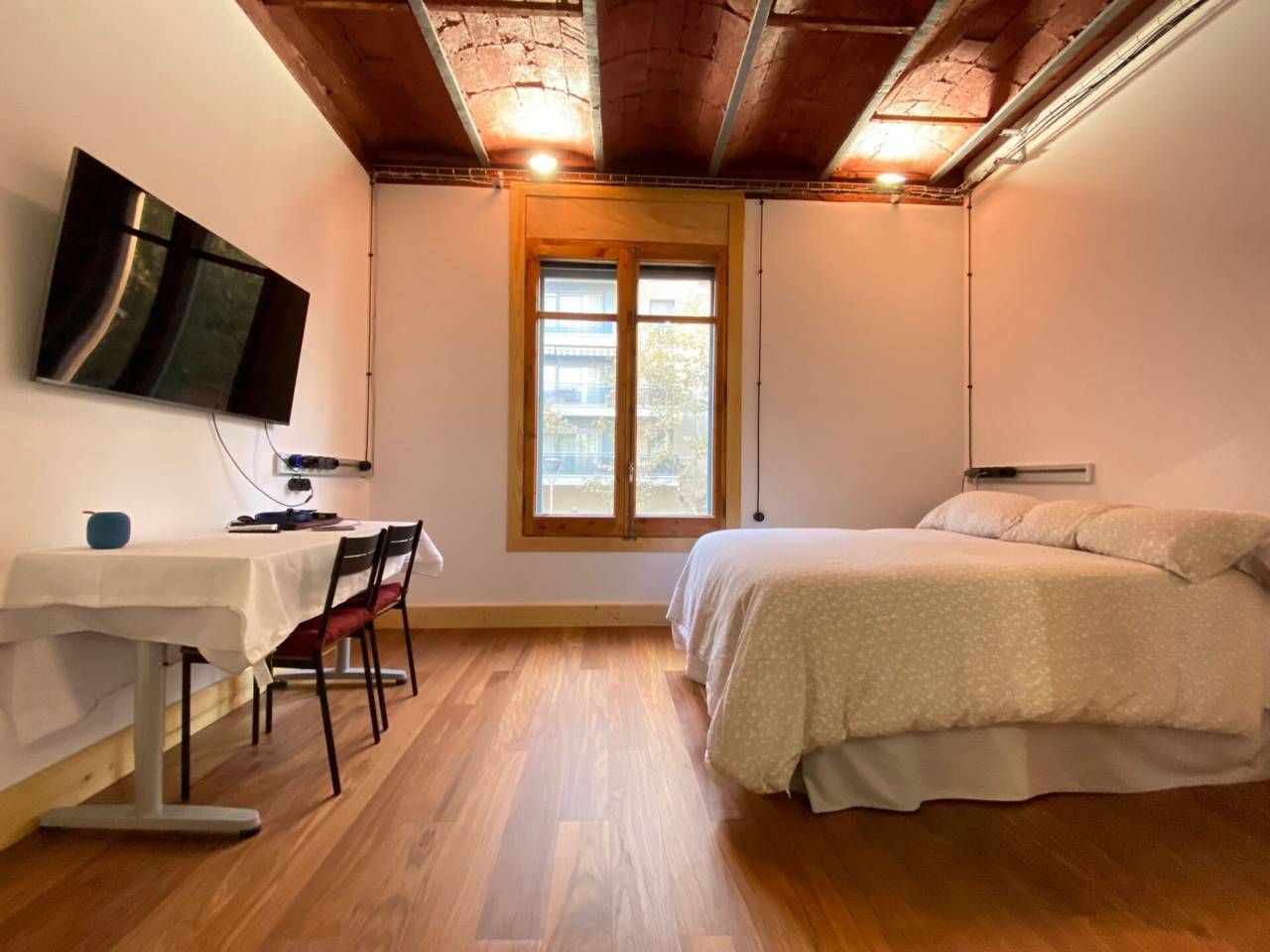 Bedroom of Study for sale in  Barcelona Capital  with Air Conditioner and Parquet flooring