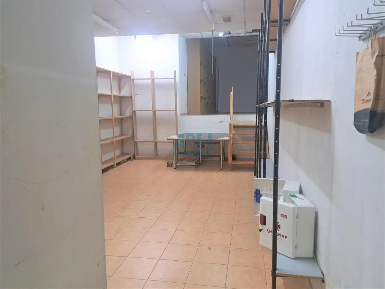Gewerbefläche zum Verkauf in Centro, imagen 14