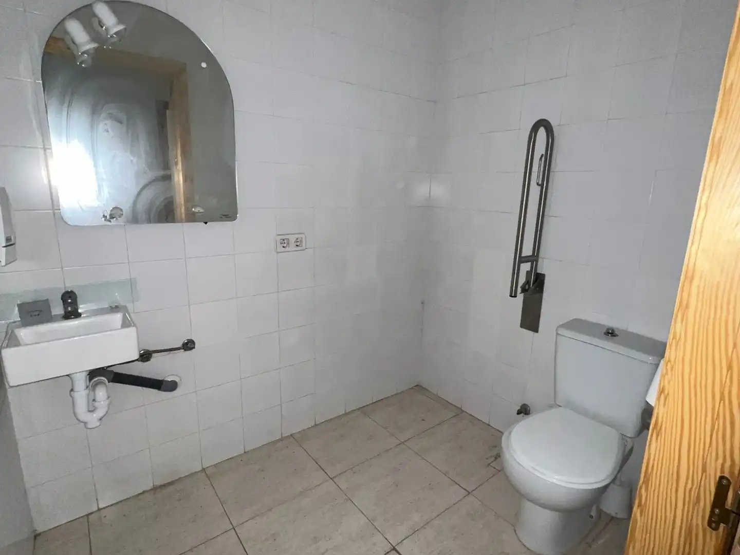 Local comercial en venda a Centro, imagen 17