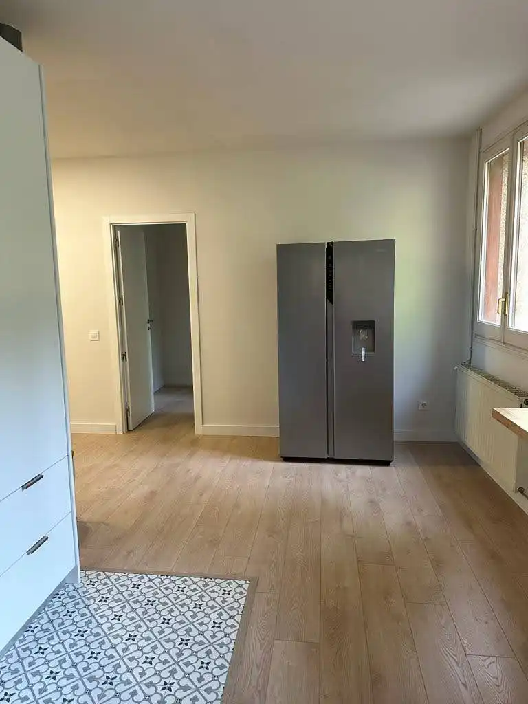 Cuina de Pis per a compartir en Lleida amb Aire condicionat, Calefacció i Parquet