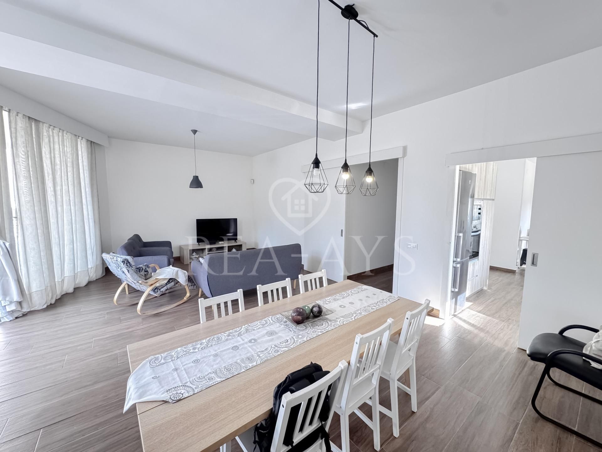 Sala d'estar de Casa o xalet en venda en Olesa de Bonesvalls amb Aire condicionat, Calefacció i Jardí privat