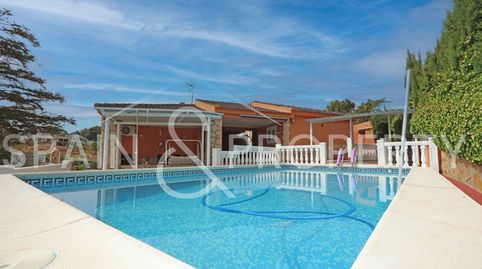 Chalet a la venta en suelo urbano en Turís, Valencia.