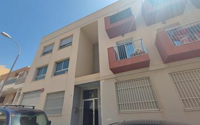 Exterior view of Flat for sale in Vícar