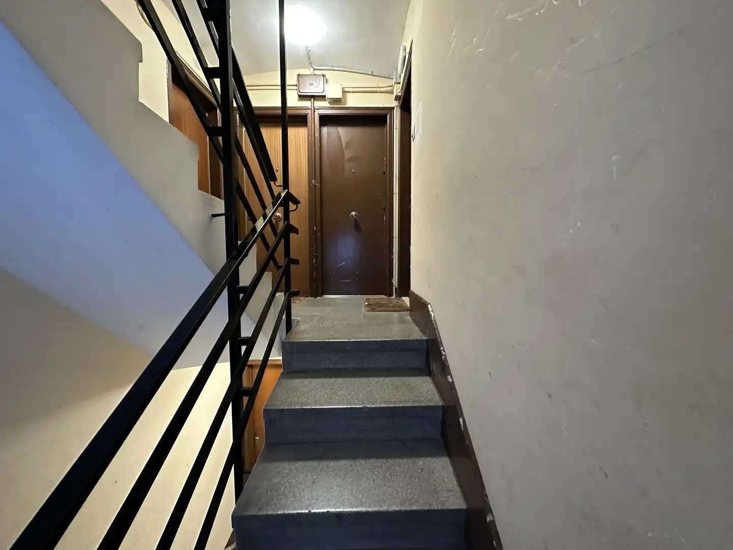 Piso en venta en Santa Coloma de Gramenet con Terraza y Balcón