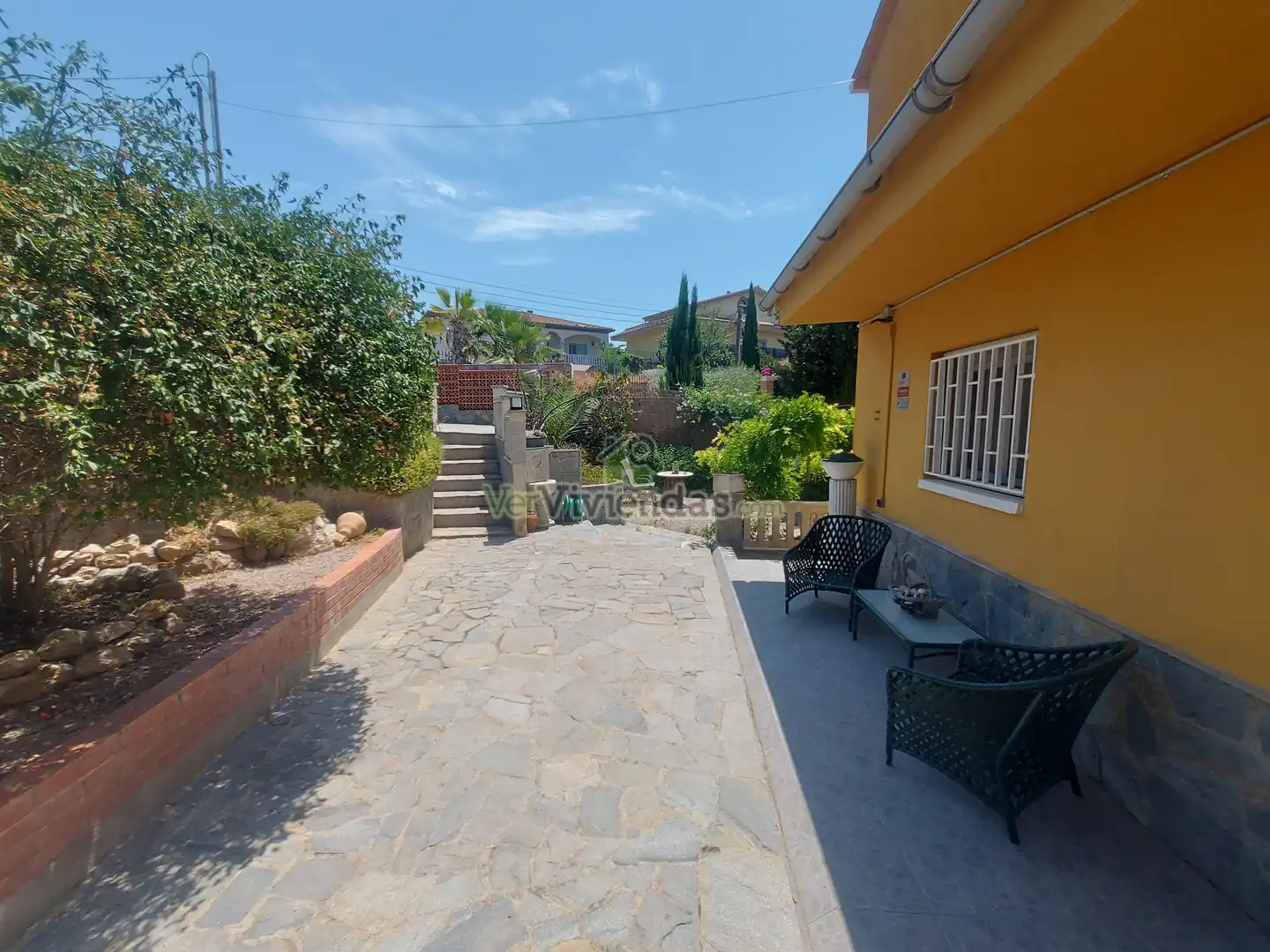 Vista exterior de Casa o xalet en venda en Olivella amb Calefacció, Jardí privat i Parquet